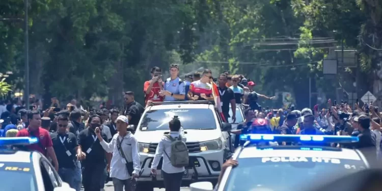 Euforia Masyarakat NTB Saksikan Parade Riders MotoGP 2023, Luar Biasa!