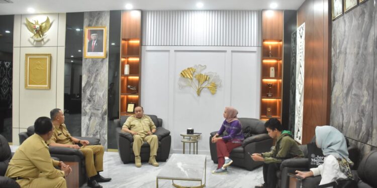 PJ Gubernur NTB, Terima Audiensi Kompas, Siap Jadwalkan Podcast NTB Maju Melaju