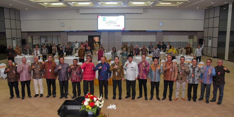 Pj Gubernur NTB Silaturahmi dengan Pemprov Jawa Timur