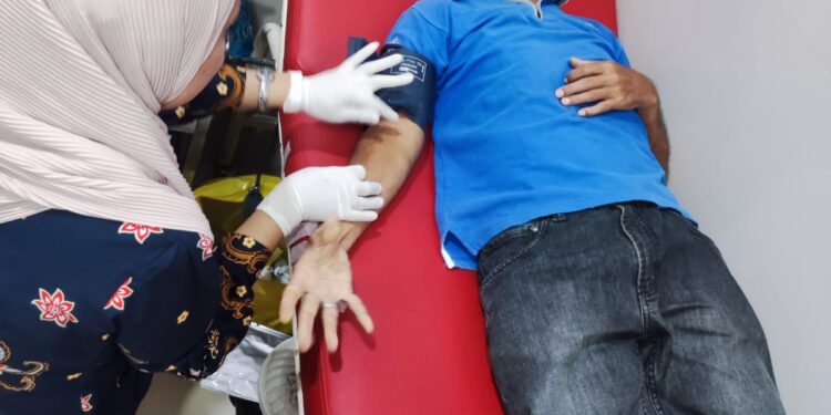 Meriahkan HUT ke-7, SMSI Sultra Gandeng PMI Gelar Donor Darah