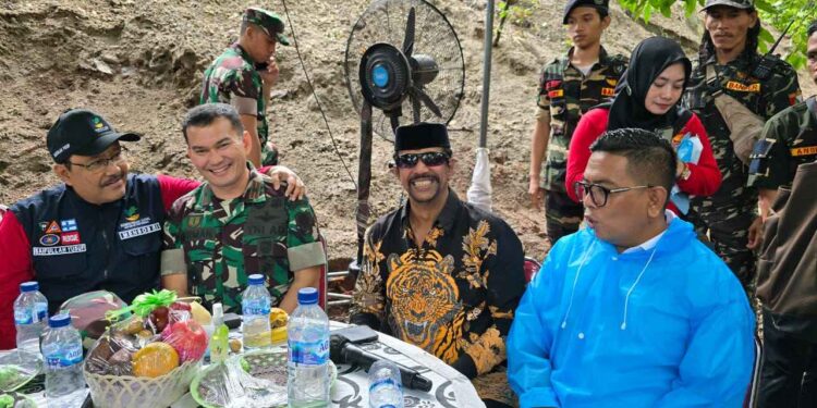 Mensos Gus Ipul: Ketum SMSI Firdaus Yang Membuat Kami Terperangkap Di Sini