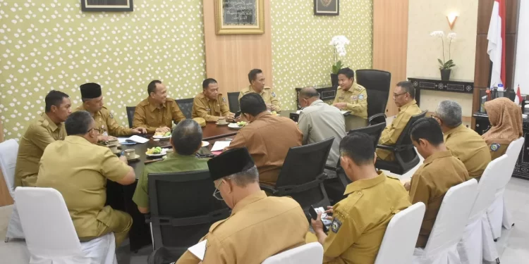 Respon Cepat Atasi Banjir Bandang di Bima, Pj. Gubernur NTB lakukan Rapat Koordinasi