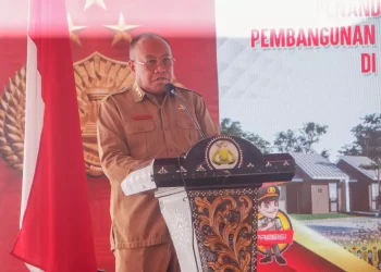 Wakili Gubernur, Sekda Miq Gita Hadiri Ground Breaking Pembangunan Perumahan Taman Mandali Gerung